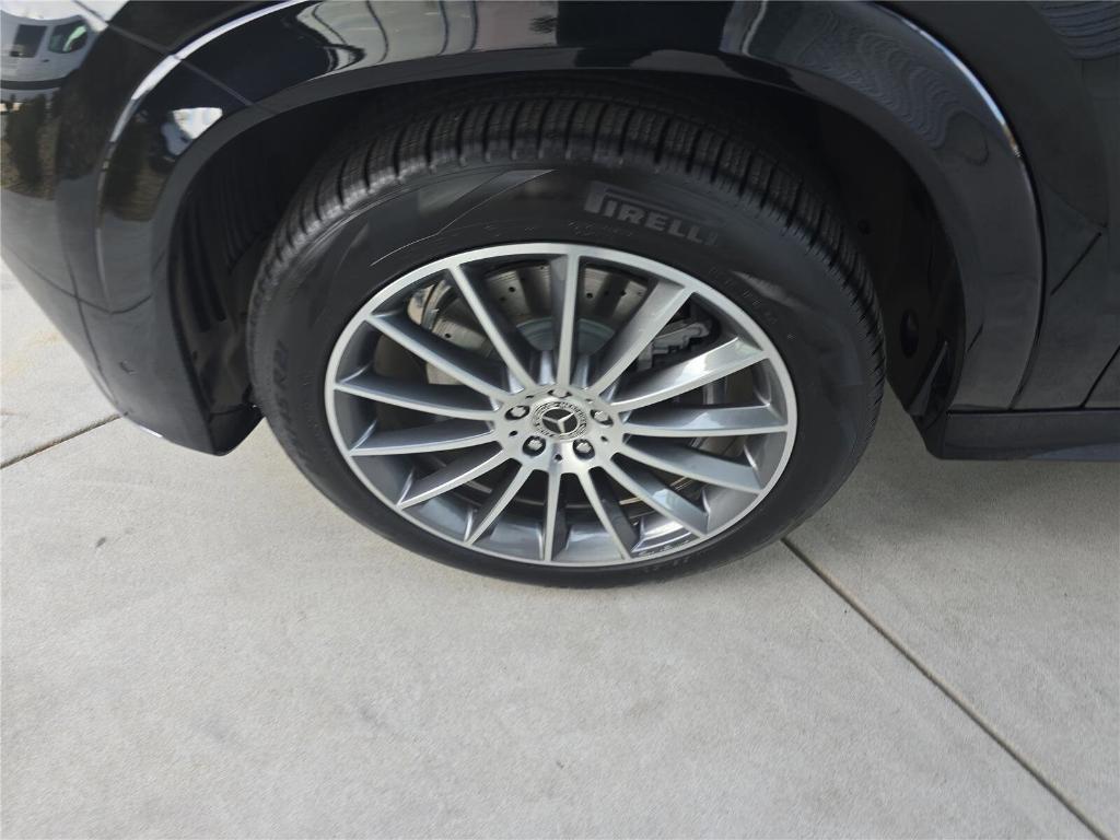 new 2026 Mercedes-Benz GLE 450 car