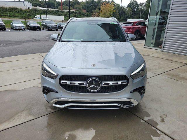 new 2025 Mercedes-Benz GLA 250 car, priced at $52,495