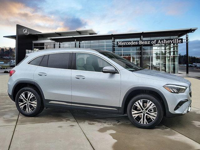 new 2025 Mercedes-Benz GLA 250 car, priced at $52,495