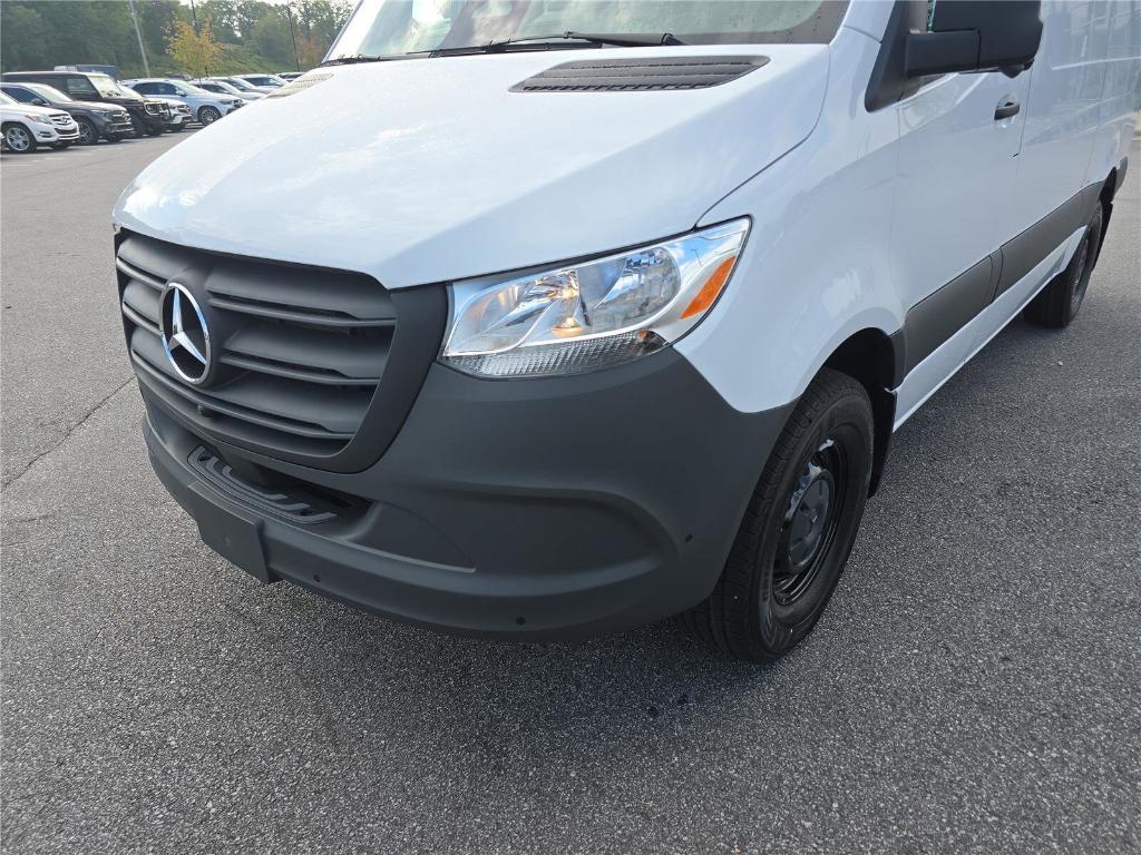new 2026 Mercedes-Benz Sprinter 2500 car, priced at $70,486