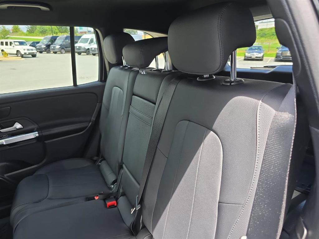 new 2026 Mercedes-Benz GLB 250 car, priced at $52,665