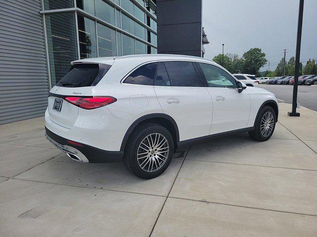 new 2024 Mercedes-Benz GLC 300 car, priced at $62,355