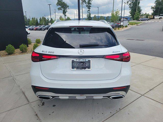 new 2024 Mercedes-Benz GLC 300 car, priced at $62,355