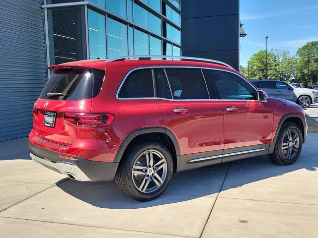 new 2024 Mercedes-Benz GLB 250 car, priced at $55,060