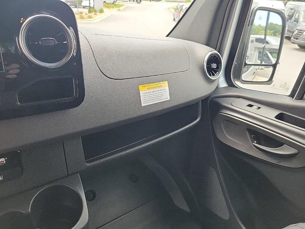 new 2024 Mercedes-Benz eSprinter 2500 car, priced at $86,809