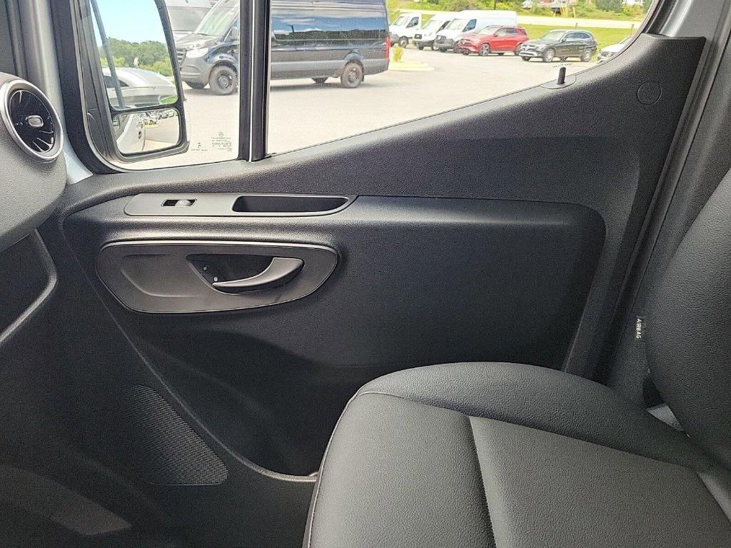 new 2024 Mercedes-Benz eSprinter 2500 car, priced at $86,809