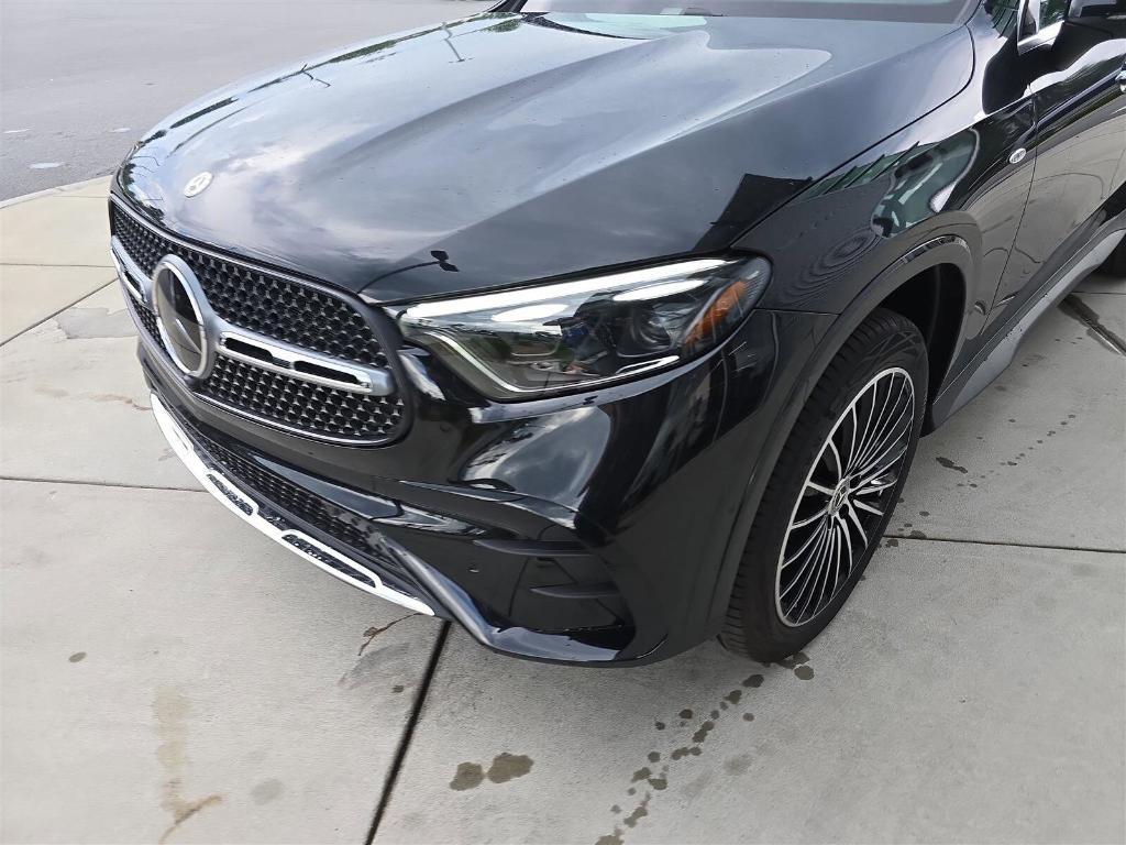 new 2025 Mercedes-Benz GLC 350e car, priced at $73,795