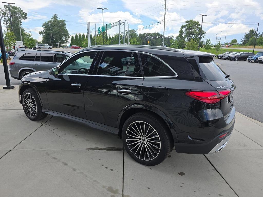 new 2025 Mercedes-Benz GLC 350e car, priced at $73,795