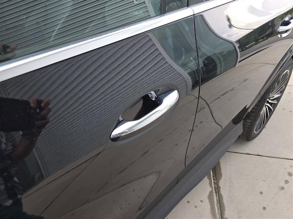 new 2025 Mercedes-Benz GLC 350e car, priced at $73,795