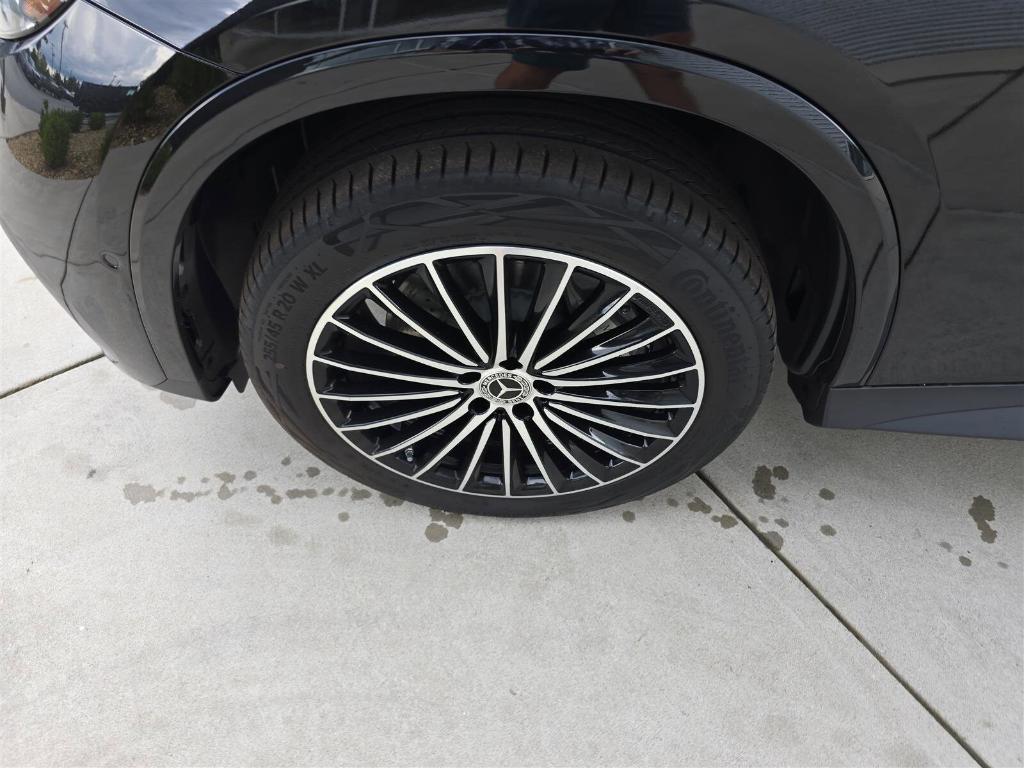 new 2025 Mercedes-Benz GLC 350e car, priced at $73,795