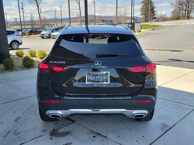 new 2024 Mercedes-Benz GLA 250 car, priced at $46,290