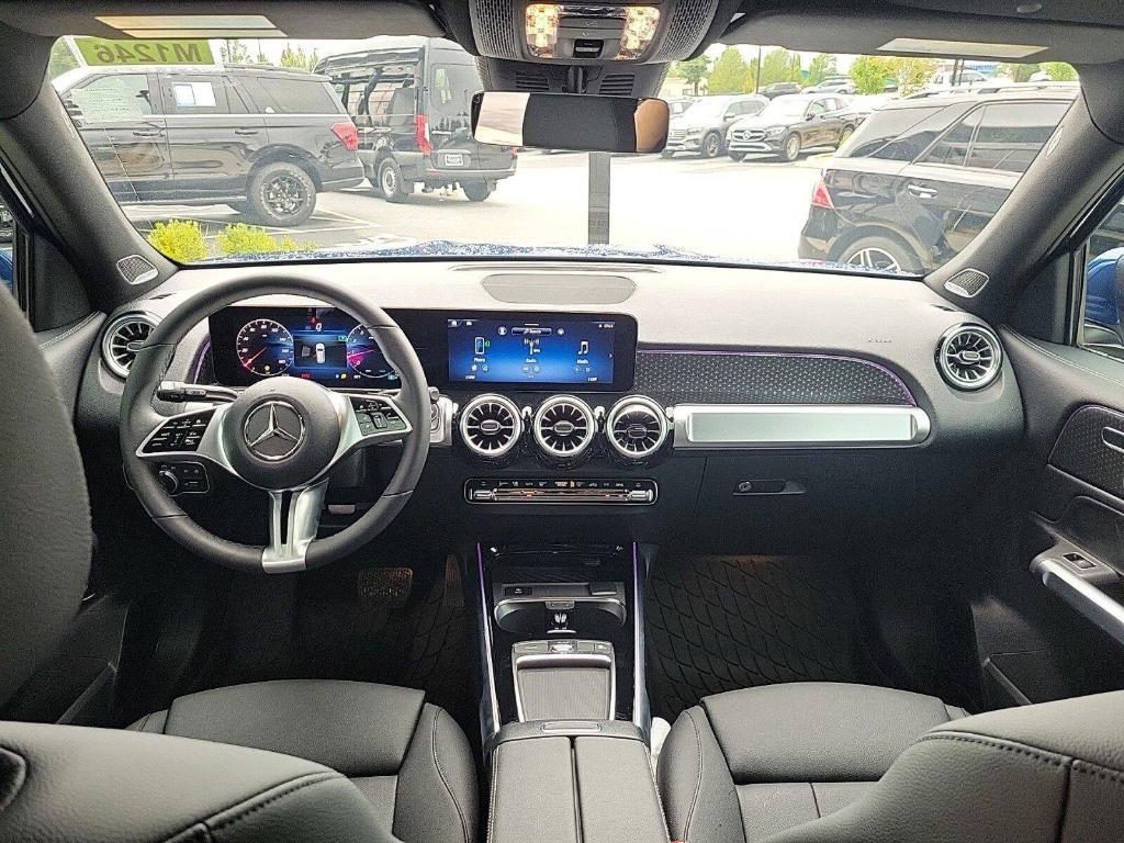 new 2024 Mercedes-Benz GLB 250 car, priced at $52,075