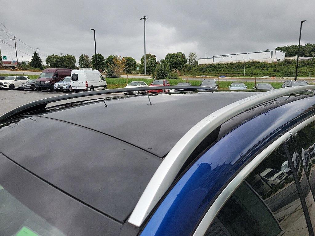 new 2024 Mercedes-Benz GLB 250 car, priced at $52,075