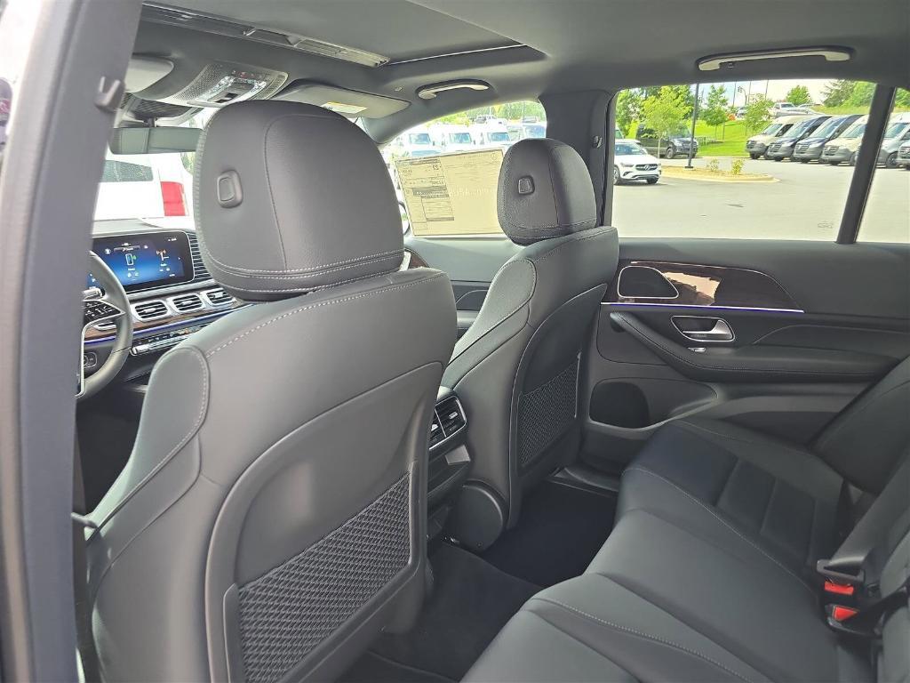 new 2025 Mercedes-Benz GLE 350 car, priced at $67,255
