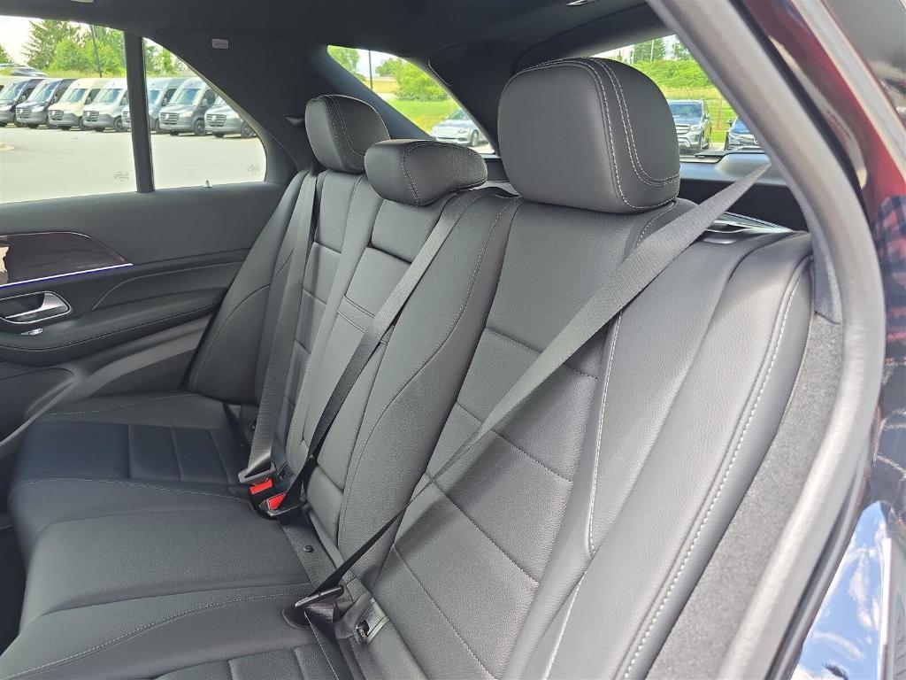 new 2025 Mercedes-Benz GLE 350 car, priced at $67,255