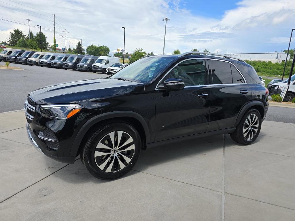 new 2025 Mercedes-Benz GLE 350 car, priced at $67,255
