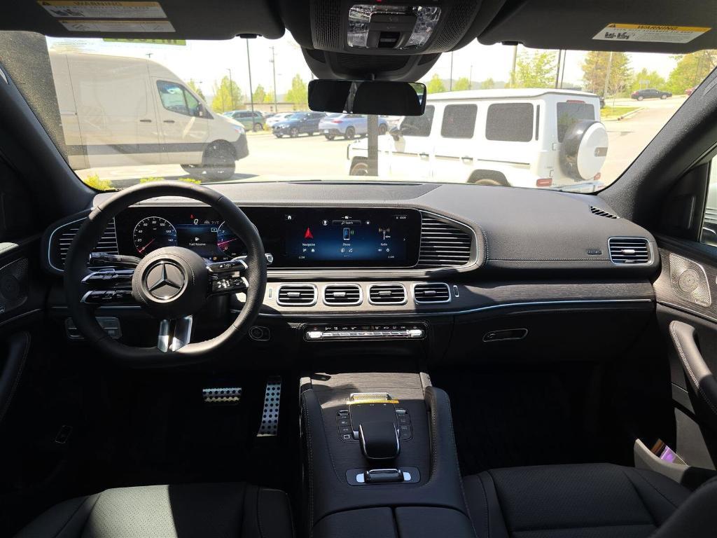 new 2025 Mercedes-Benz GLS 450 car, priced at $101,275