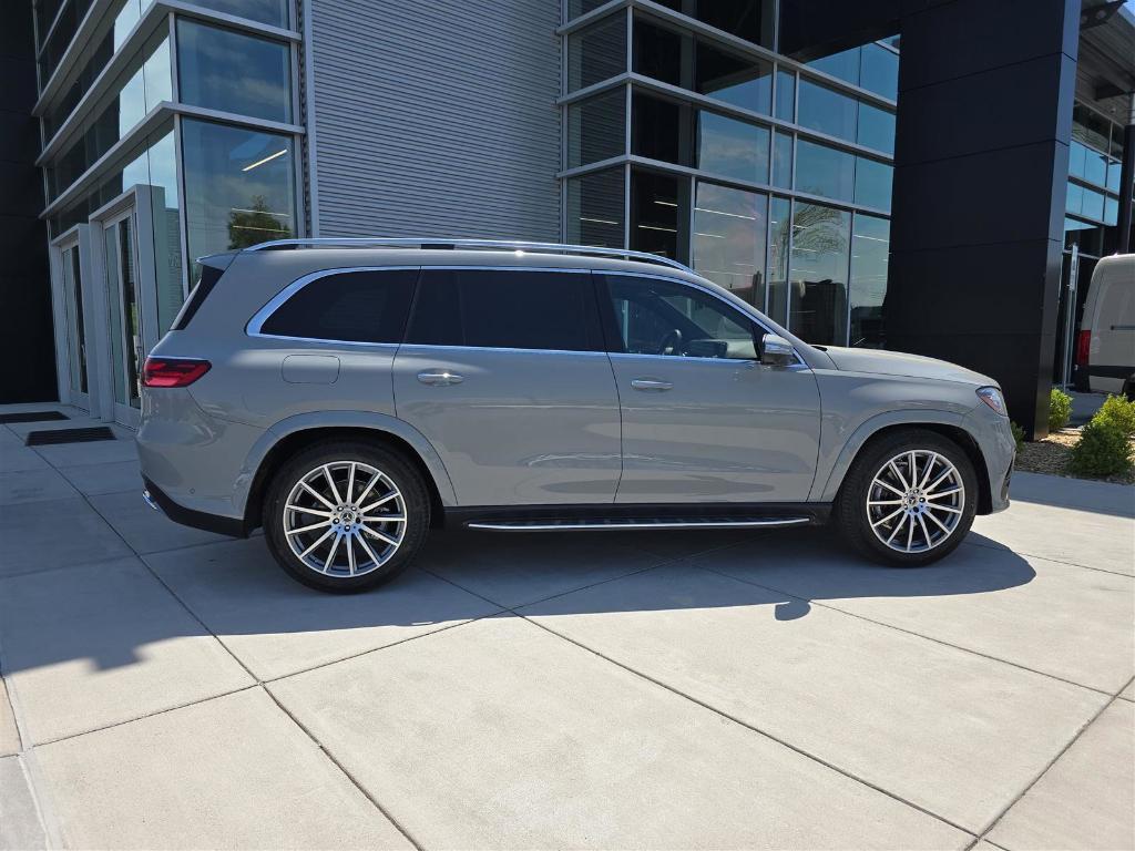 new 2025 Mercedes-Benz GLS 450 car, priced at $101,275