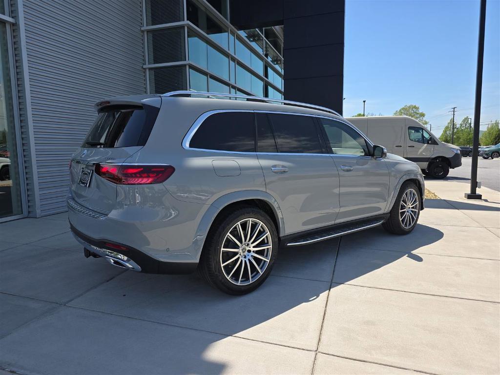 new 2025 Mercedes-Benz GLS 450 car, priced at $101,275