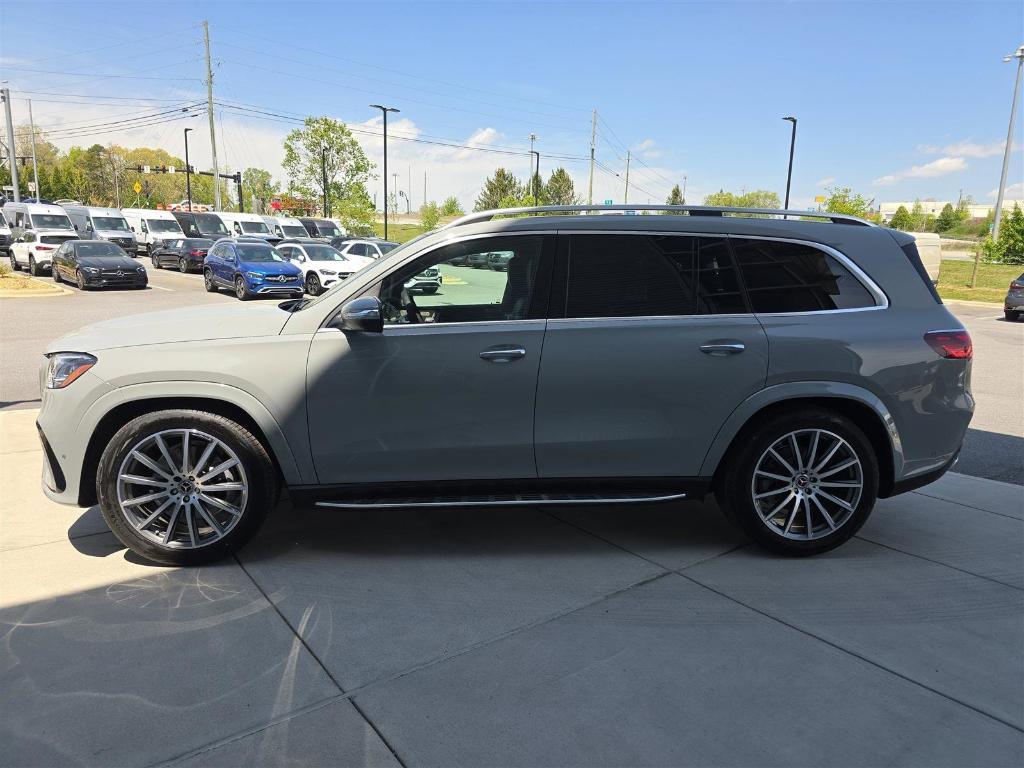 new 2025 Mercedes-Benz GLS 450 car, priced at $101,275