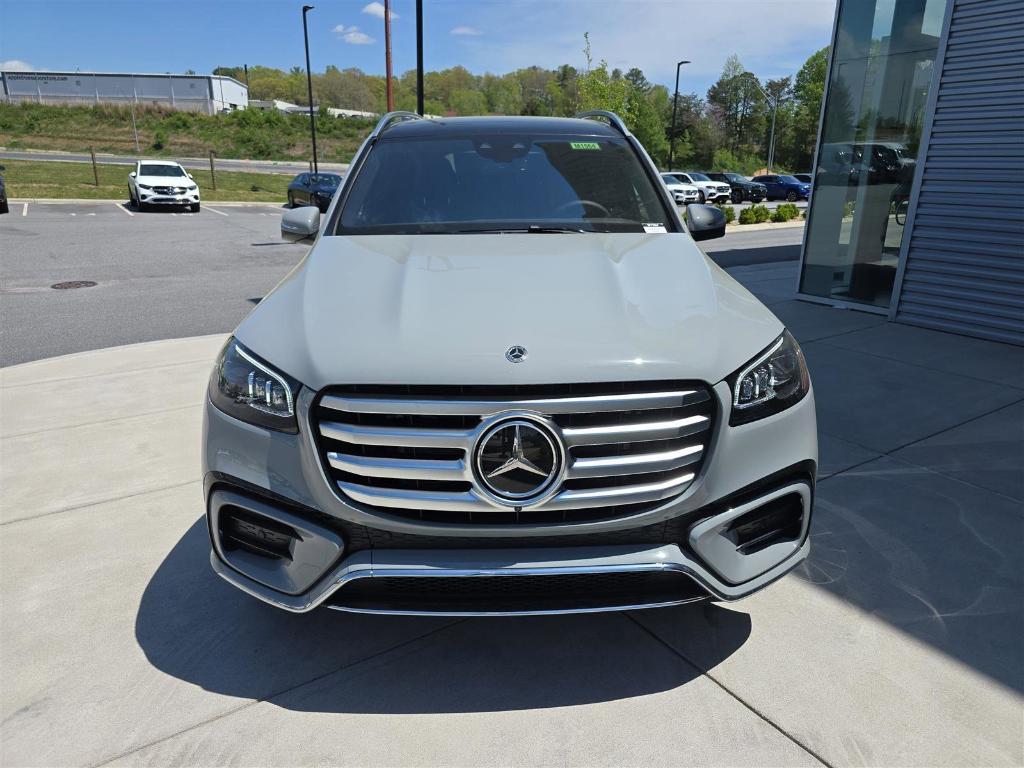 new 2025 Mercedes-Benz GLS 450 car, priced at $101,275