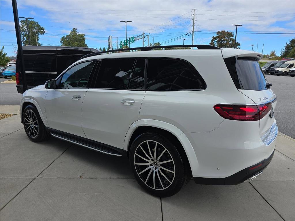 new 2026 Mercedes-Benz GLS 580 car, priced at $121,385