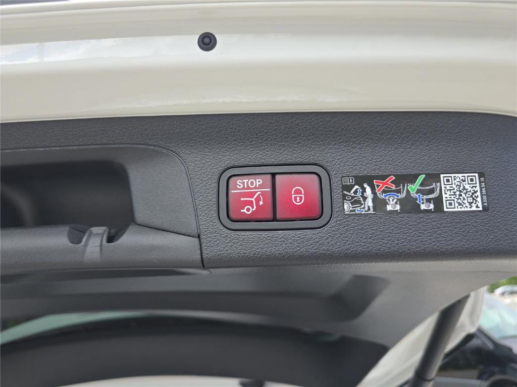 new 2026 Mercedes-Benz GLS 580 car, priced at $121,385