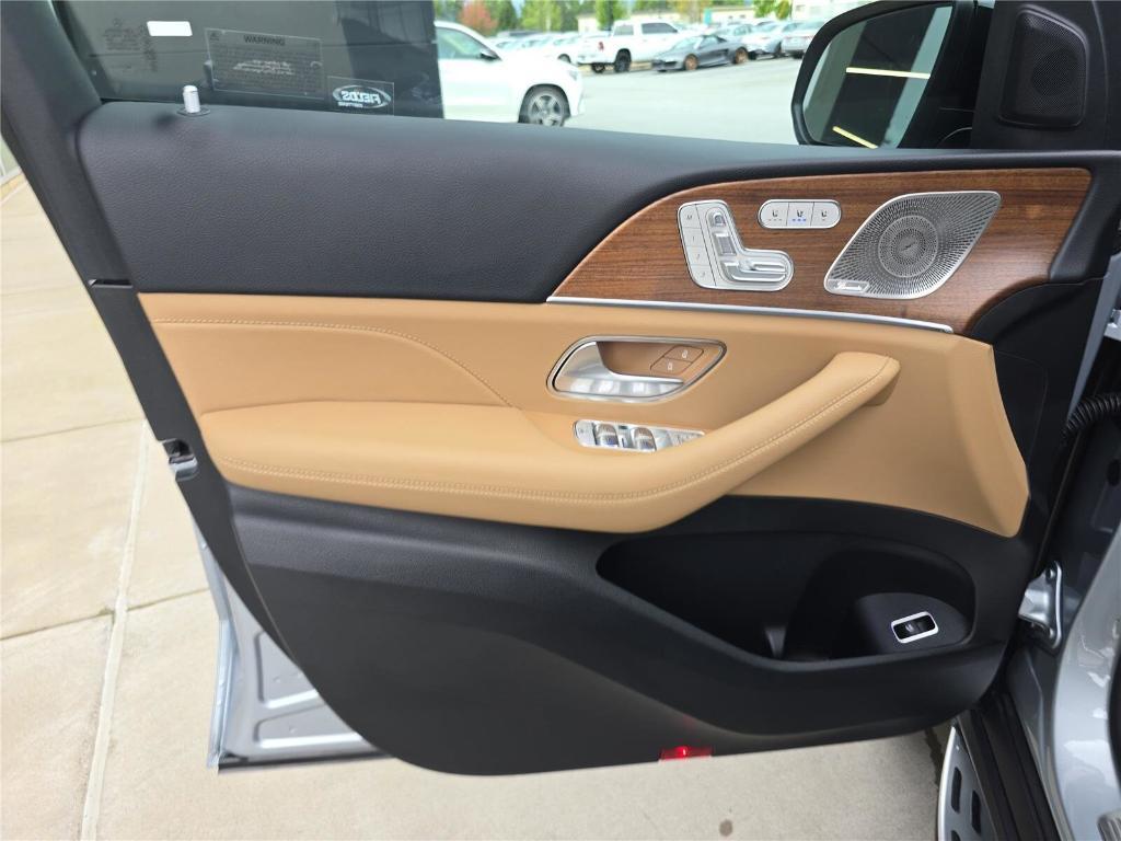 new 2026 Mercedes-Benz GLS 450 car, priced at $102,800