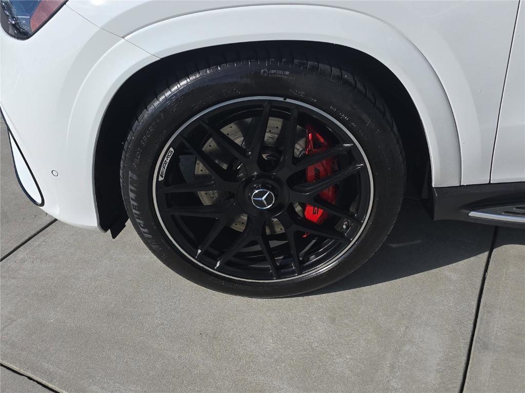 used 2024 Mercedes-Benz AMG GLE 63 car, priced at $94,620