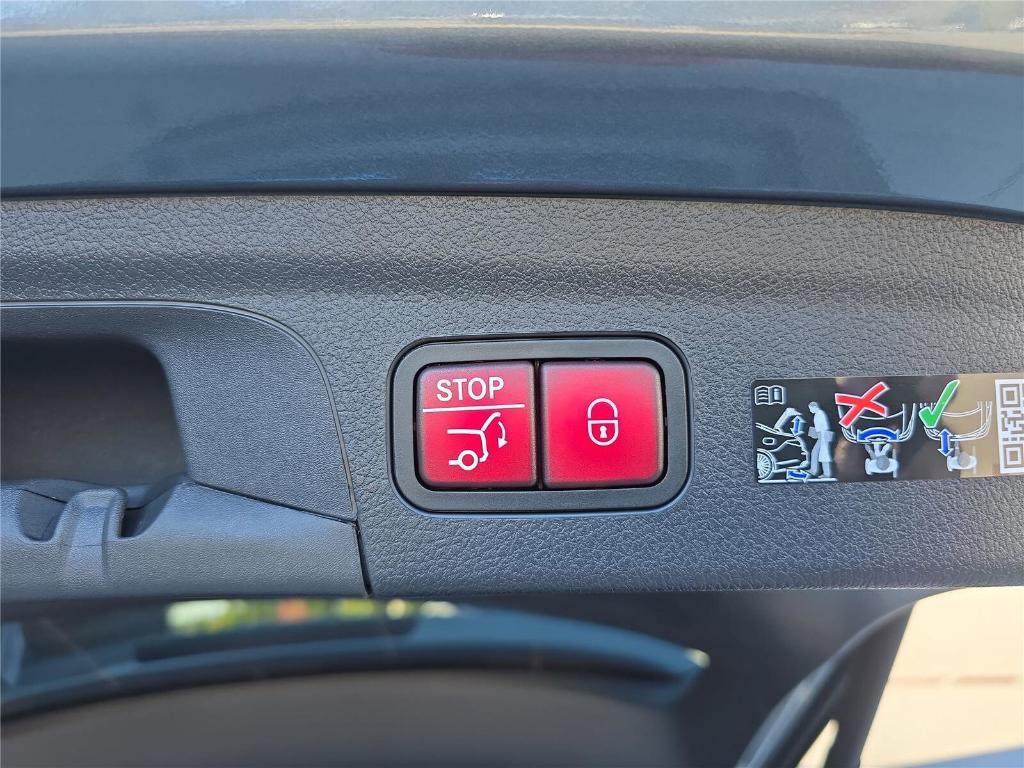 new 2026 Mercedes-Benz AMG GLE 53 car, priced at $100,505