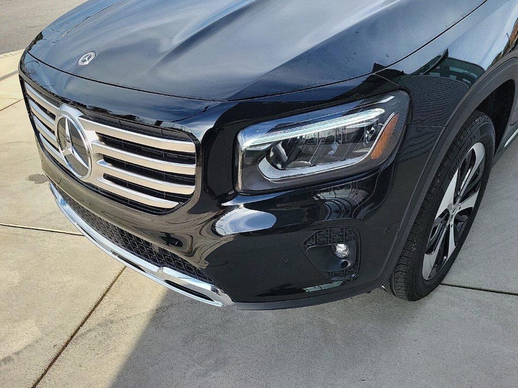 new 2024 Mercedes-Benz GLB 250 car, priced at $55,010