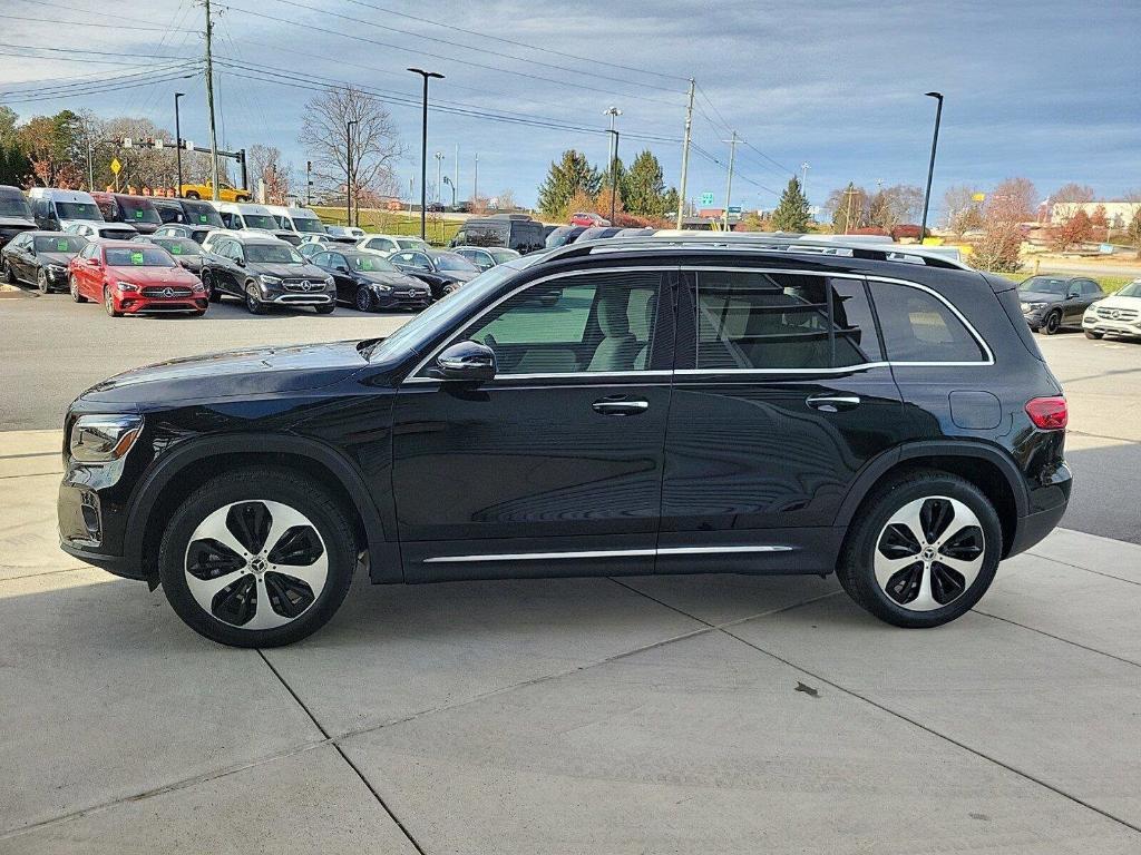 new 2024 Mercedes-Benz GLB 250 car, priced at $55,010