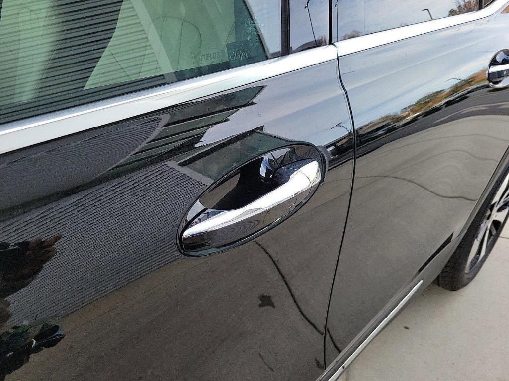 new 2024 Mercedes-Benz GLB 250 car, priced at $55,010