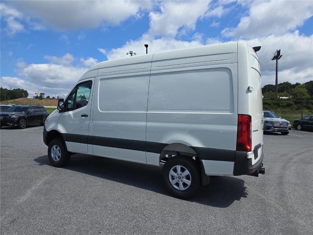 new 2025 Mercedes-Benz Sprinter 2500 car, priced at $79,686