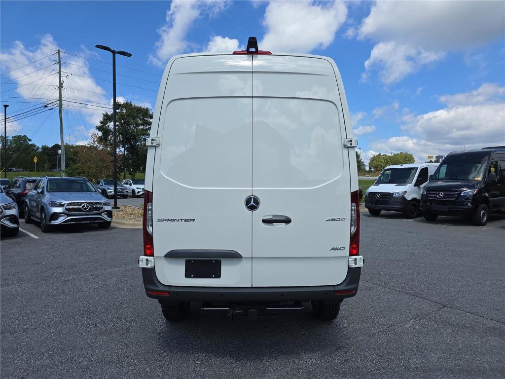 new 2025 Mercedes-Benz Sprinter 2500 car, priced at $79,686