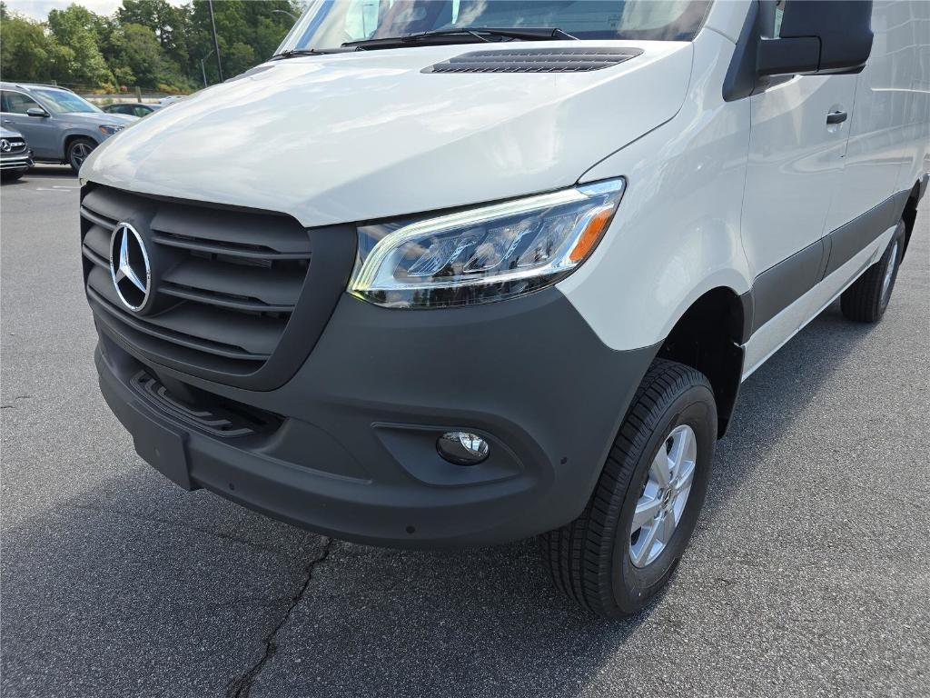 new 2025 Mercedes-Benz Sprinter 2500 car, priced at $79,686