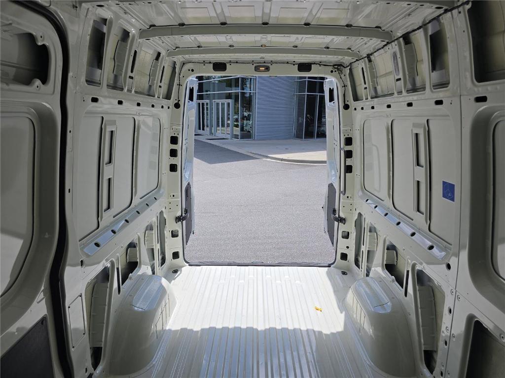 new 2025 Mercedes-Benz Sprinter 2500 car, priced at $79,686