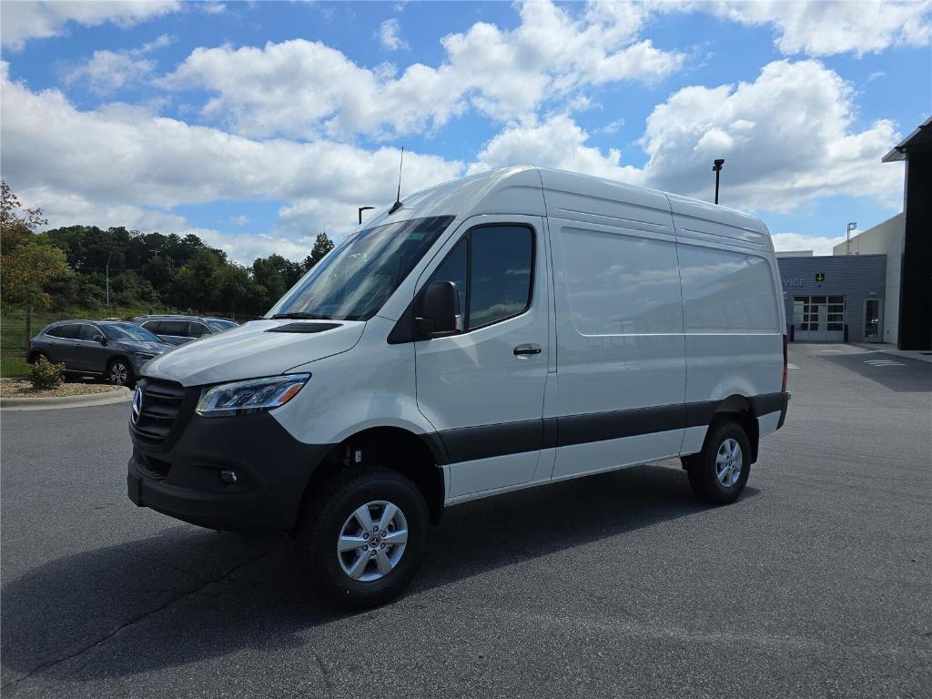 new 2025 Mercedes-Benz Sprinter 2500 car, priced at $79,686