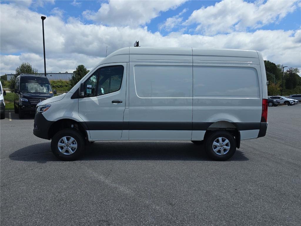 new 2025 Mercedes-Benz Sprinter 2500 car, priced at $79,686