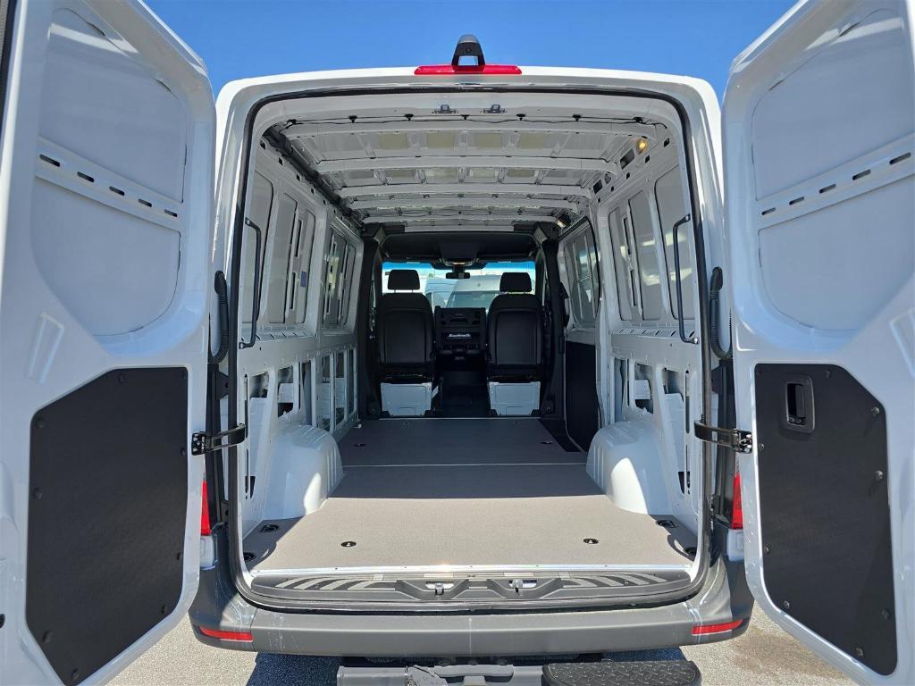 new 2025 Mercedes-Benz Sprinter 2500 car, priced at $58,615