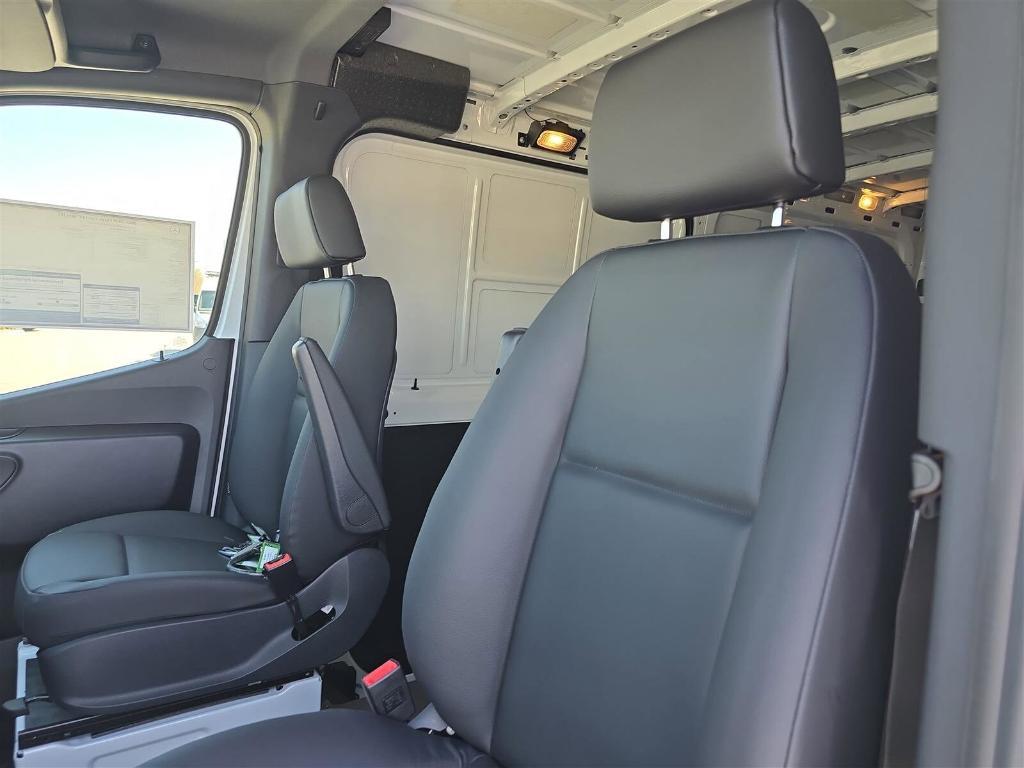 new 2025 Mercedes-Benz Sprinter 2500 car, priced at $58,615