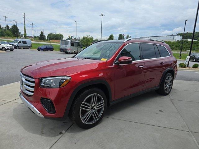 new 2025 Mercedes-Benz GLS 450 car