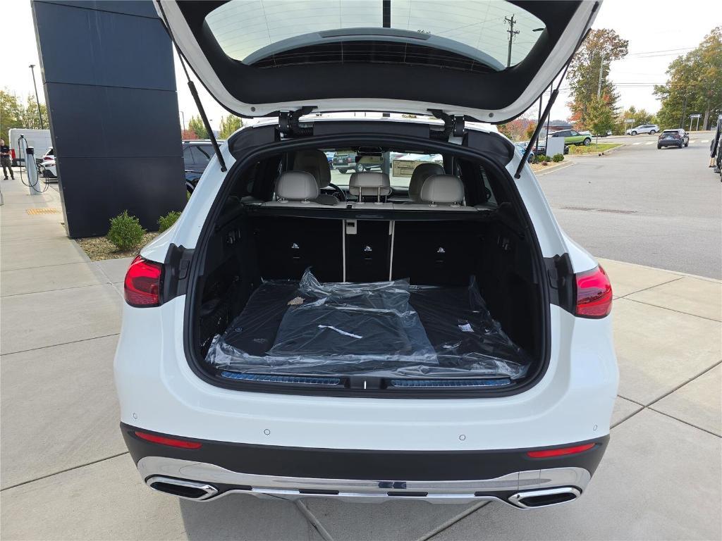 new 2026 Mercedes-Benz GLC 300 car, priced at $56,190