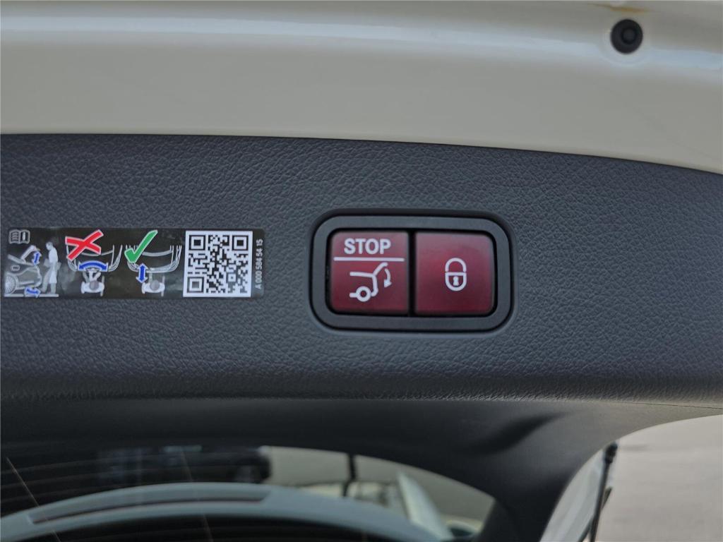 new 2026 Mercedes-Benz GLC 300 car, priced at $56,190