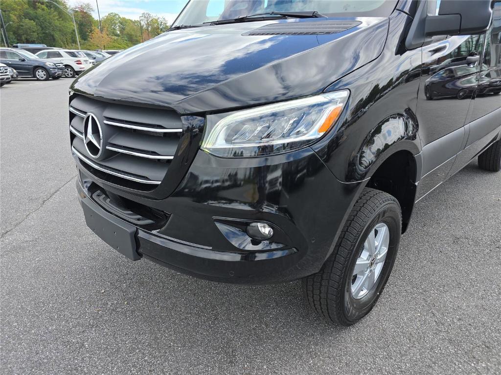 new 2025 Mercedes-Benz Sprinter 2500 car, priced at $90,048