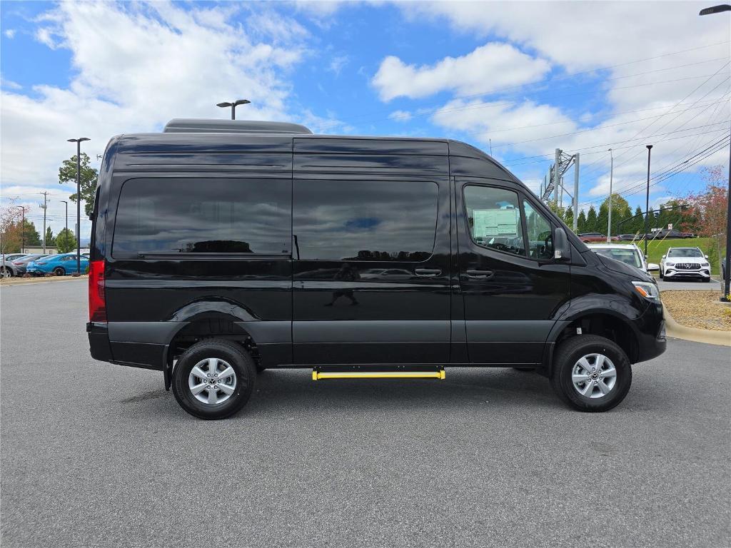 new 2025 Mercedes-Benz Sprinter 2500 car, priced at $90,048
