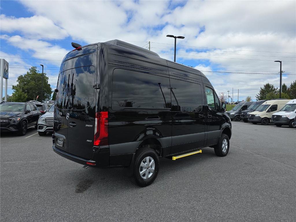 new 2025 Mercedes-Benz Sprinter 2500 car, priced at $90,048
