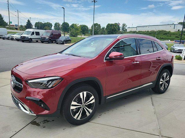 new 2025 Mercedes-Benz GLA 250 car, priced at $53,260