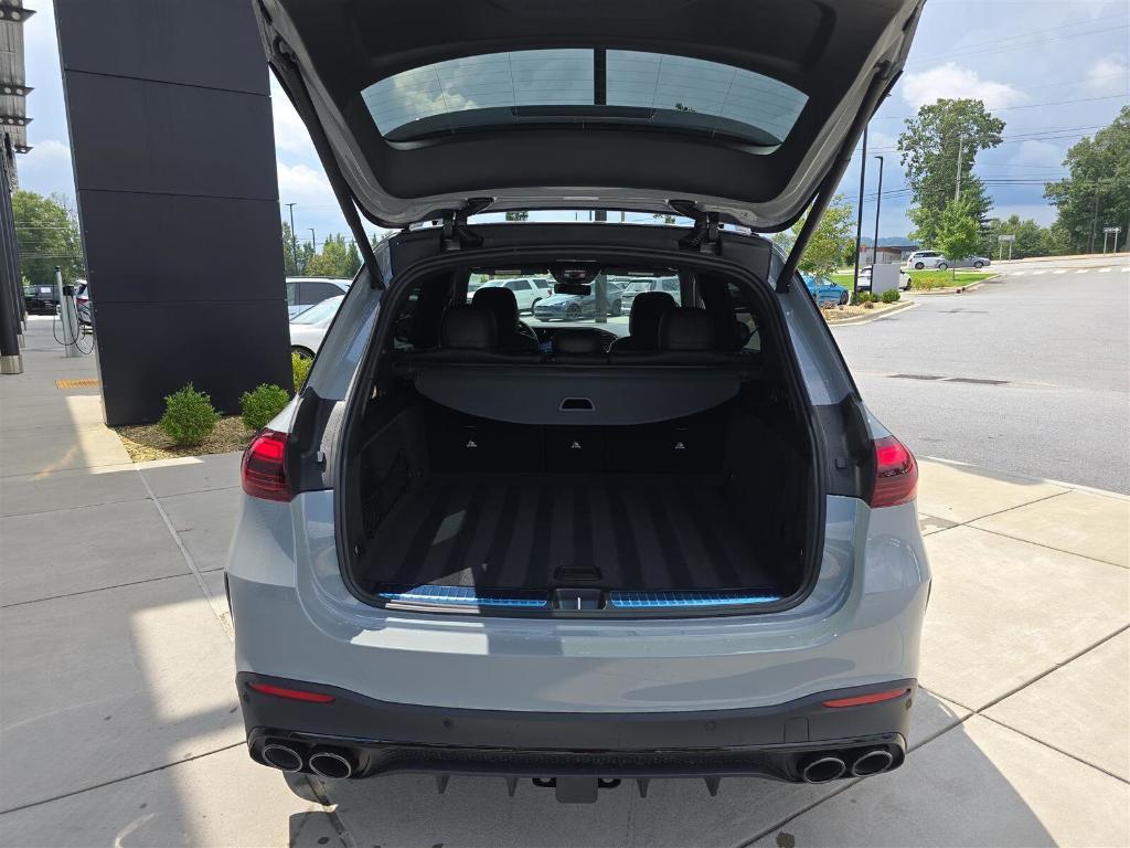 new 2026 Mercedes-Benz AMG GLE 53 car, priced at $100,460
