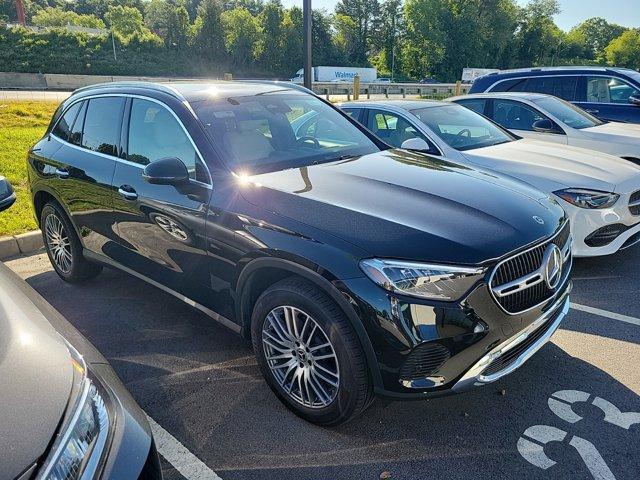 new 2024 Mercedes-Benz GLC 300 car